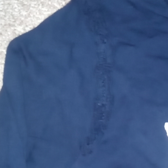 Zara long sleeve graphic tee - Picture 3 of 3